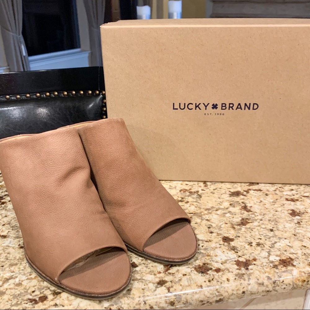 Lucky Brand shoes